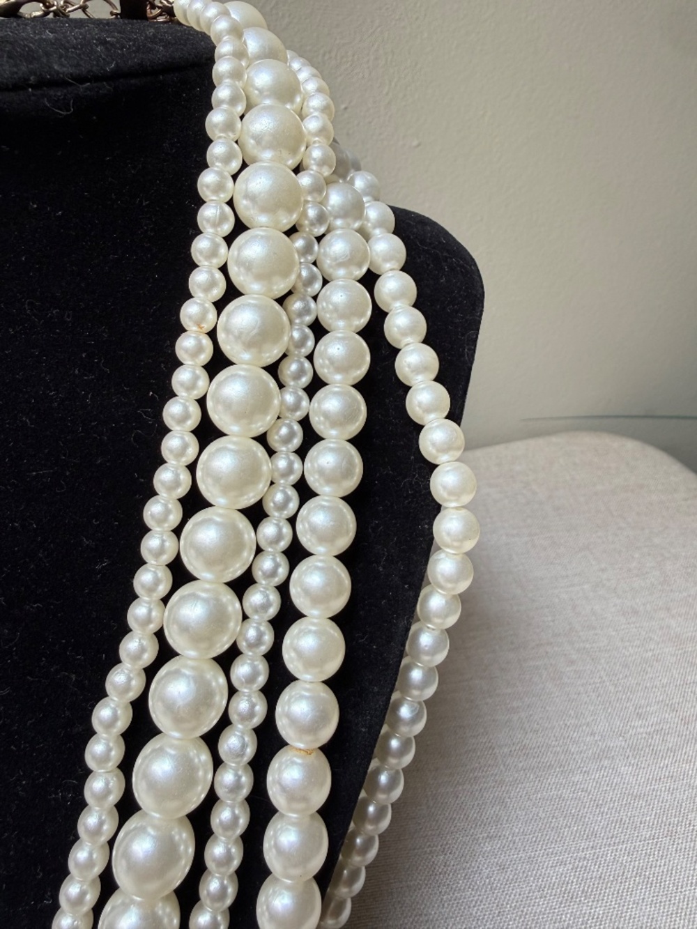 Vintage Multi Strand Faux Pearl Necklace - Picture 8 of 9